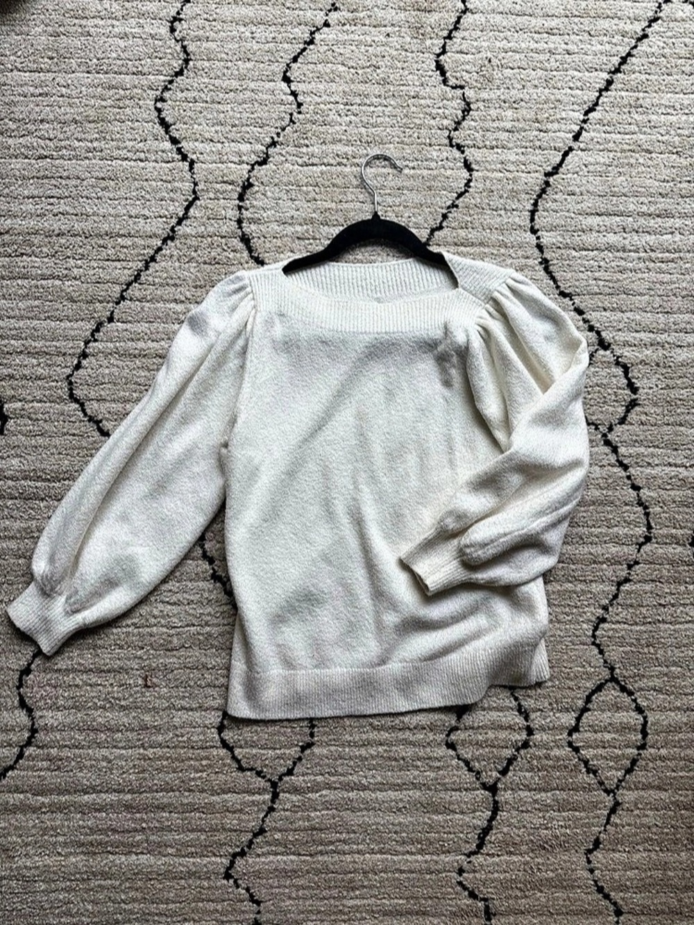 LOFT Long Sleeve Top in White Size XS